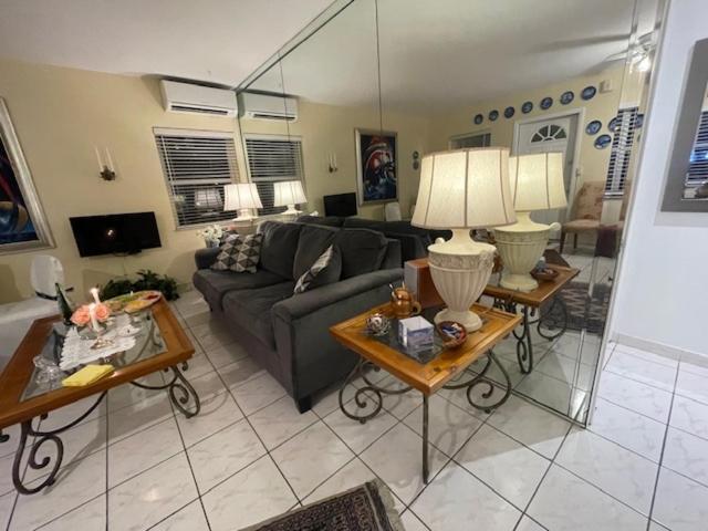 Fortlauderdale Beach Apartment Форт Лодърдейл Екстериор снимка